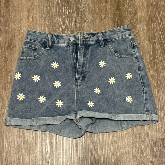 Shein Roll Hem Floral Print Denim Shorts (large) (NWOT) - Picture 1 of 2